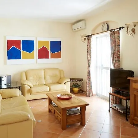 Old Town With Rooftop Terrace Rdr410 شقة