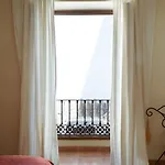 Apartment Old Town With Rooftop Terrace Rdr410